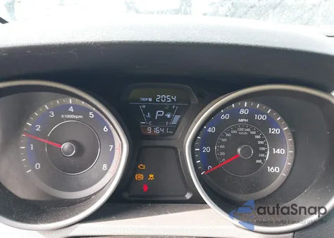 2016 Hyundai Elantra Se z USA, uszkodzony, nr VIN KMHDH4AE0GU503666